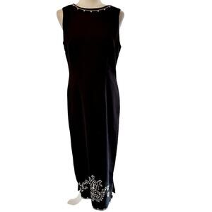 Megan Lee Sleeveless Embroidered Dress